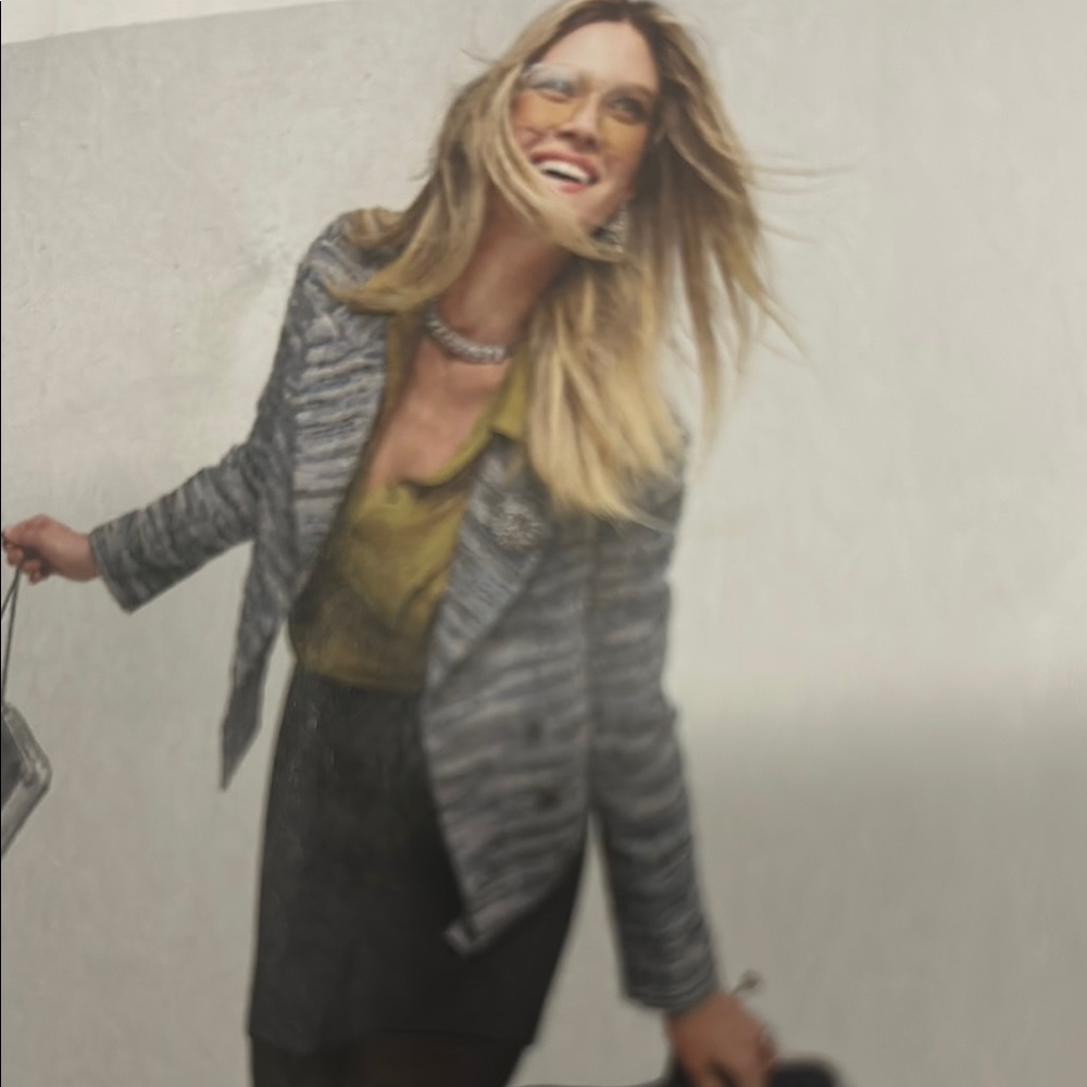 Cabi F24 Radiance Jacket. Metallic tweed fabric.